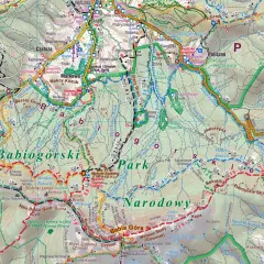Szlak turystyczny przez **Beskid Żywiecki** prowadzi przez malownicze szczyty, w tym Babia Górę, oferując piękne widoki.