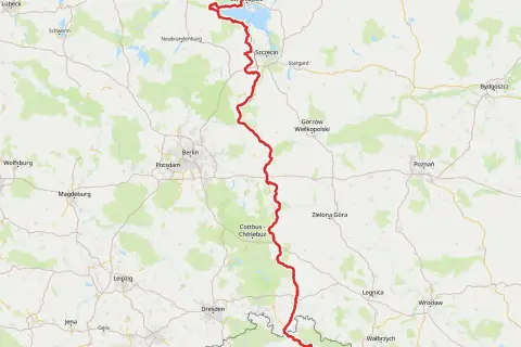 Mapa pokazuje szlak rowerowy Odra-Nysa, biegnący od Świnoujścia przez Szczecin, Gorzów Wlkp., Zieloną Górę, aż po Czechy.